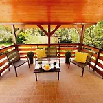 Laura Medencevel Holiday home Balatonkenese