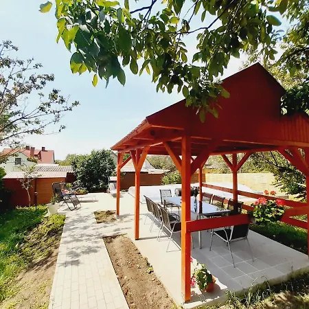 Ferienhaus Laura Medencevel Balatonkenese