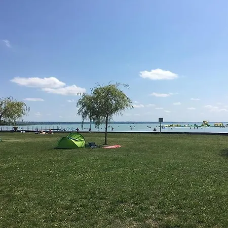 Casa de Férias Laura Medencevel Balatonkenese