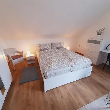 Laura Medencevel Ferienhaus